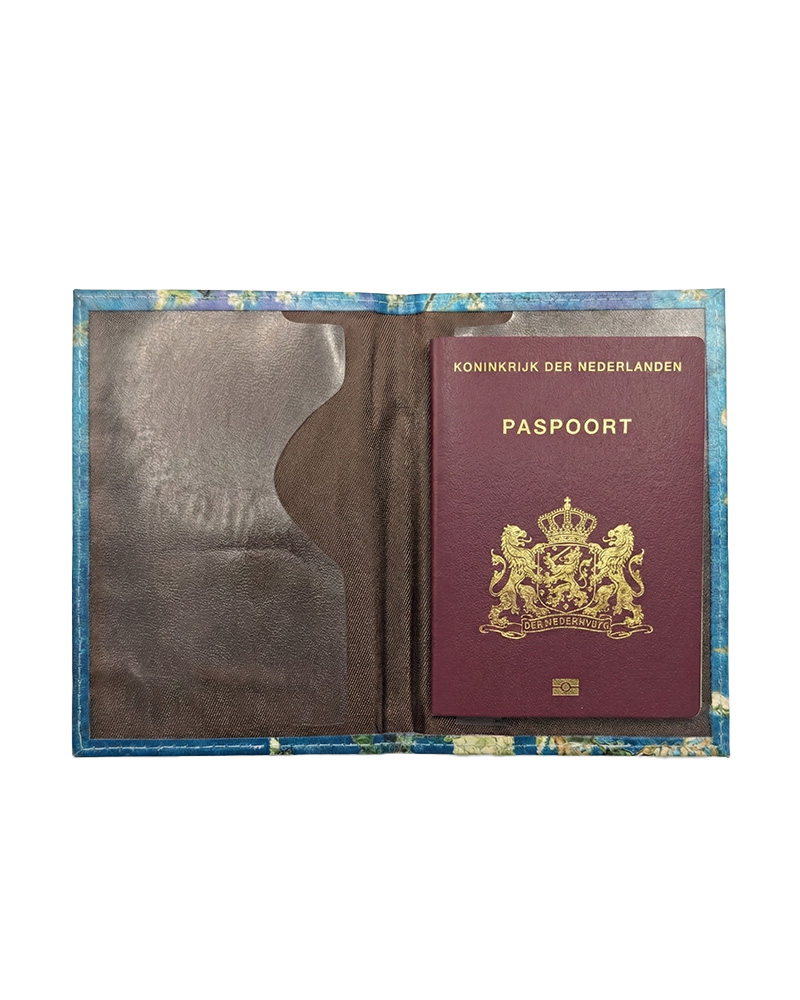Painting Passportholder - Image 5