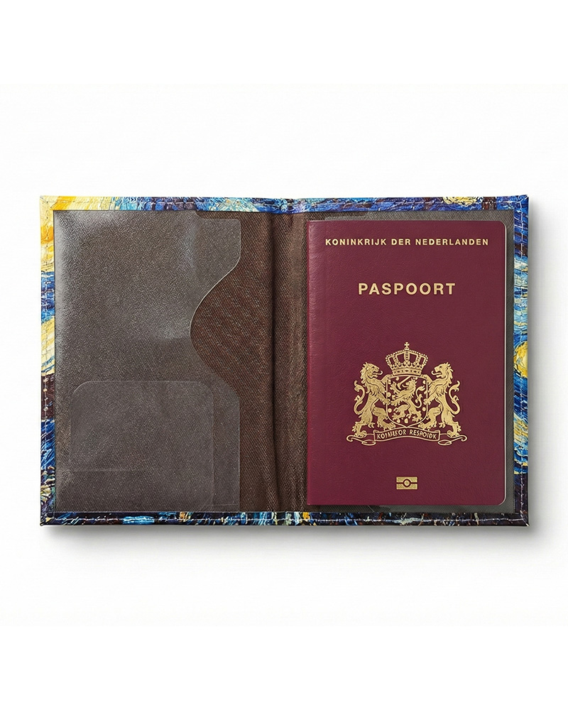 Painting Passportholder - Image 3